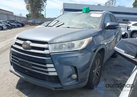 2017 Toyota Highlander Xle z USA, uszkodzony, nr VIN 5TDKZRFH3HS514241